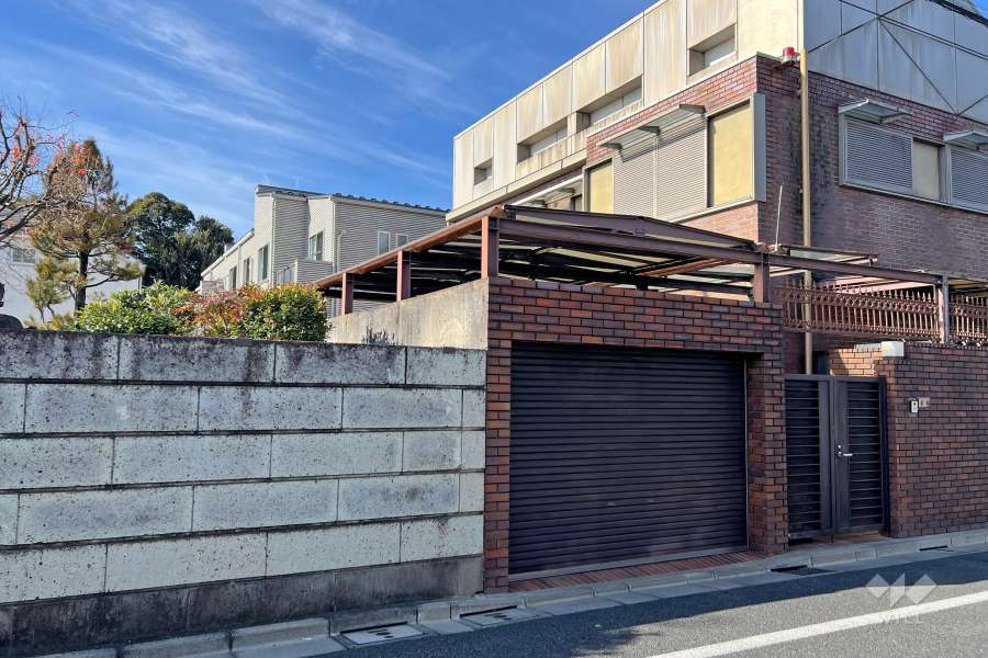 カーサソサエティ成城の外観（南東側から）