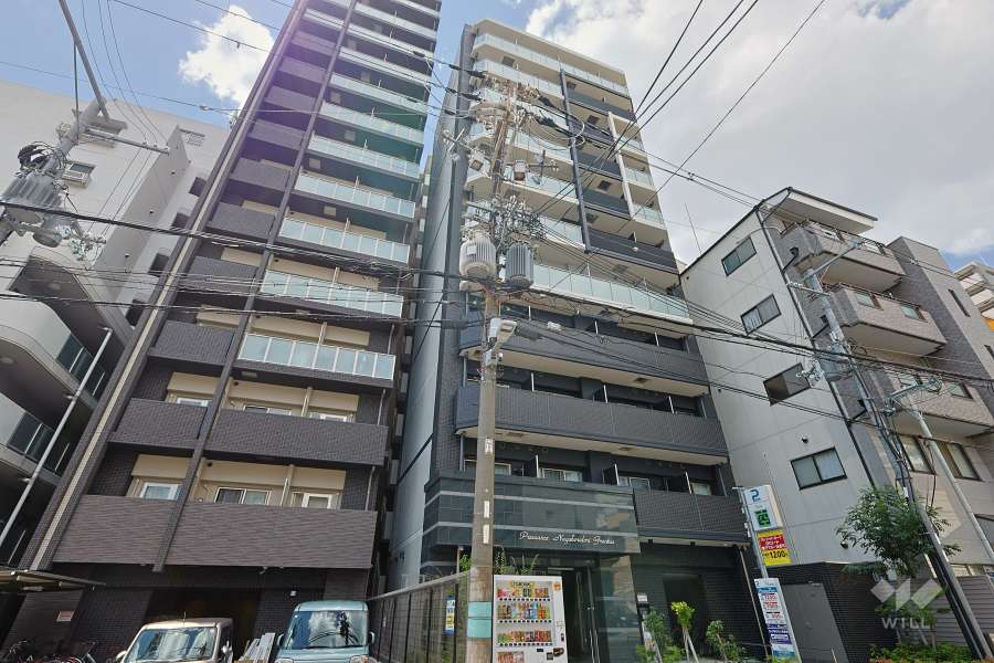 プレサンス長堀通グレイタスの外観（北東側から）