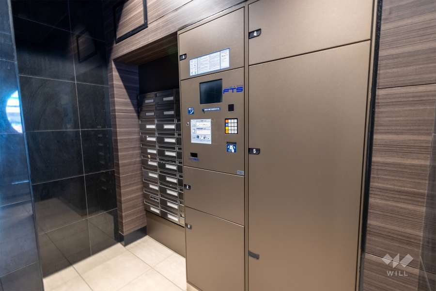 宅配ボックスと共用ポスト