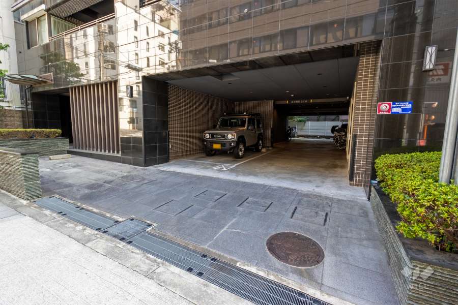 駐車場の出入り口・敷地内駐車場（屋内平面式・屋外平面式）