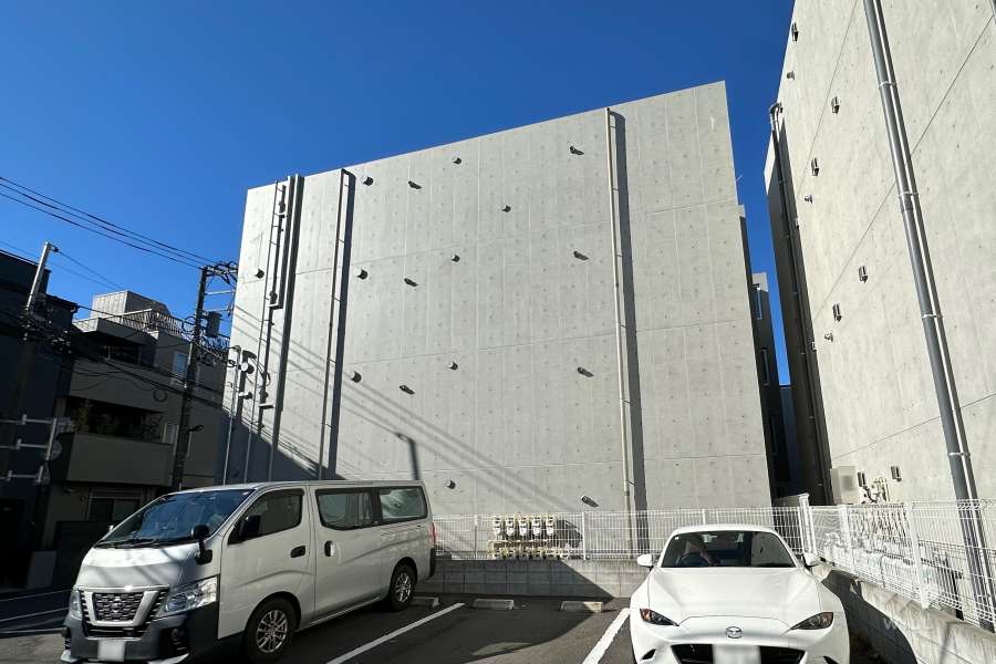 Ludens新板橋Ⅲの外観（東側から）