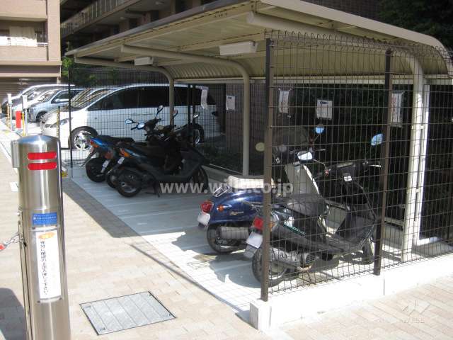 バイク置き場