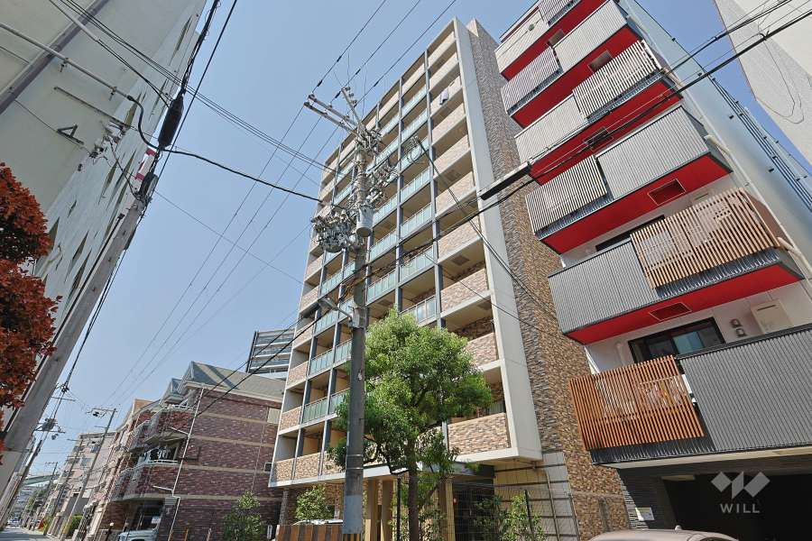 アスヴェル梅田WESTの外観（南東側から）