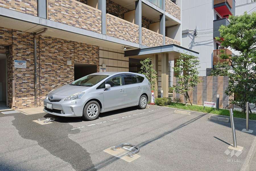 敷地内駐車場（屋外平面式）