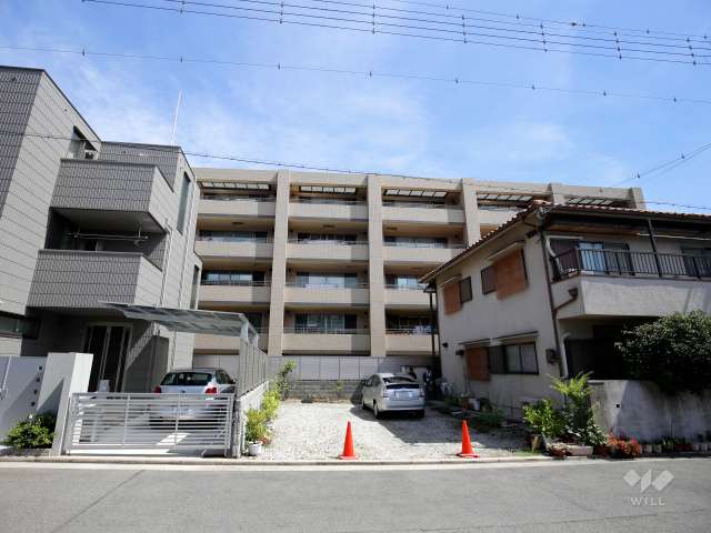 パークハウス夙川香櫨園の外観（南側から）