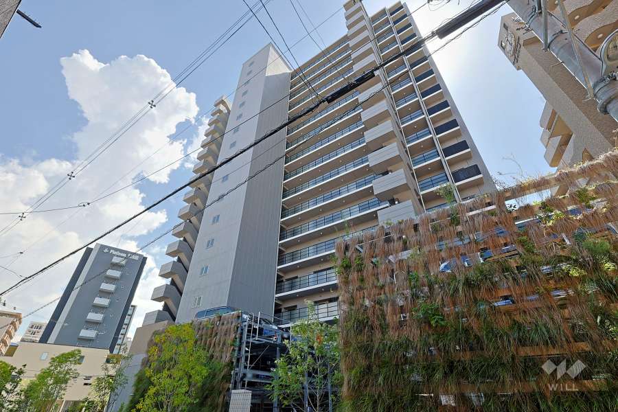 プレサンスグラン福島の外観（北西側から）　