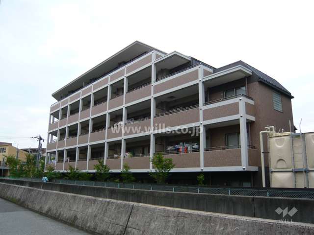ロイヤル芦屋ザ・レジデンスの外観（北東側から）