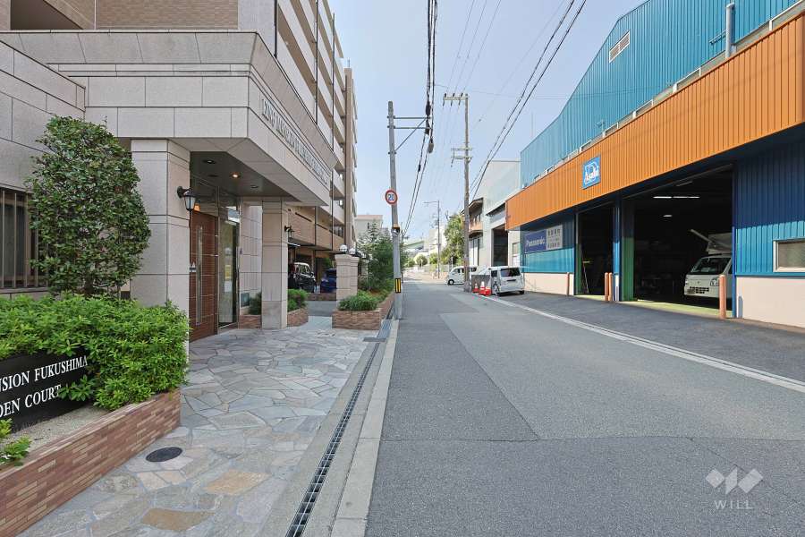 敷地北側の前面道路　