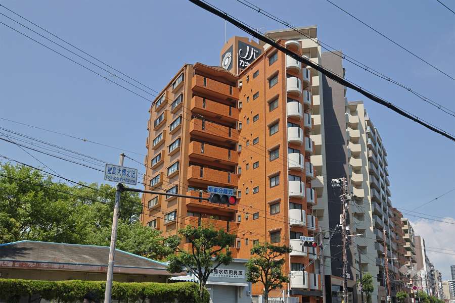 ノバカネイチ堂島２番館の外観（南東側から）