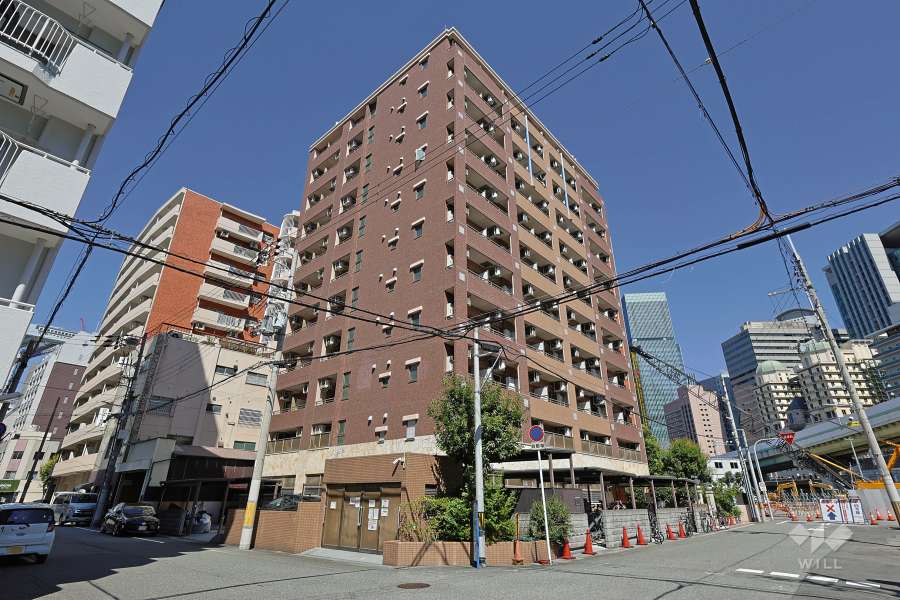 エステムコート梅田リトリーヴの外観（南西側から）
