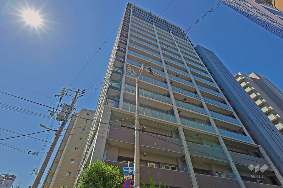 クレヴィア大阪福島の外観（南東側から）