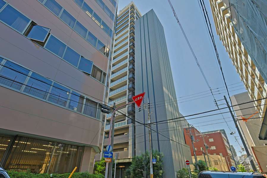 クレヴィア大阪福島の外観（北東側から）