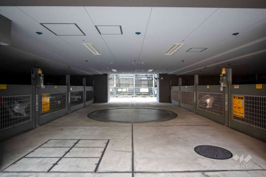 敷地内駐車場（屋内機械式）