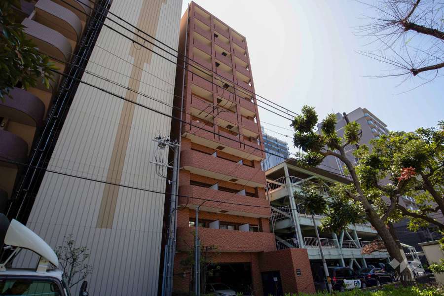 プレサンス梅田インテルノの外観(北東側から)