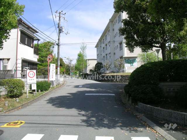 団地の入口
