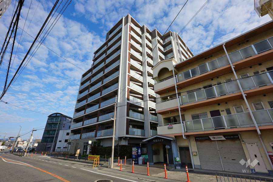 パレ伊丹ファインステイ2の外観（南側から）