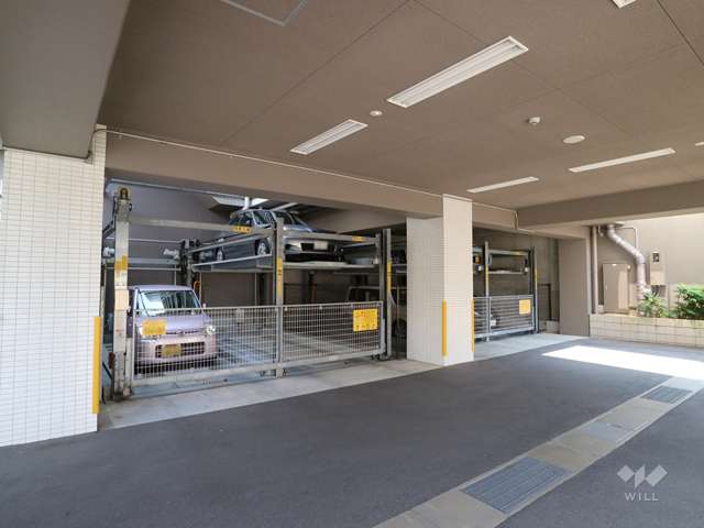 敷地内駐車場（屋内機械式）
