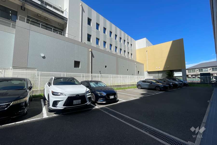 敷地内駐車場(屋外平面式)