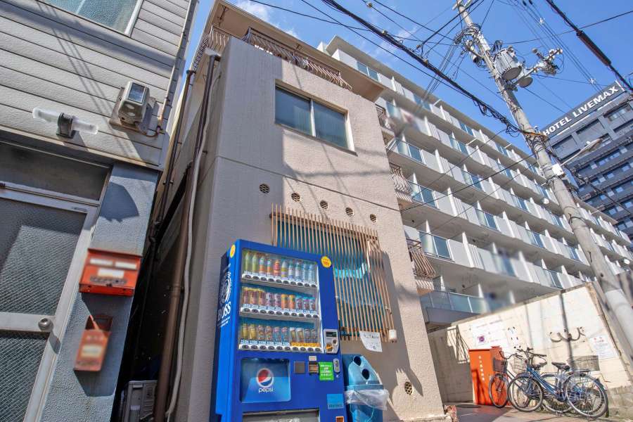 シャトー梅田の外観（南西側から）