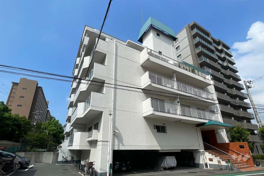 中津グリーンハイツの外観(南東側から)