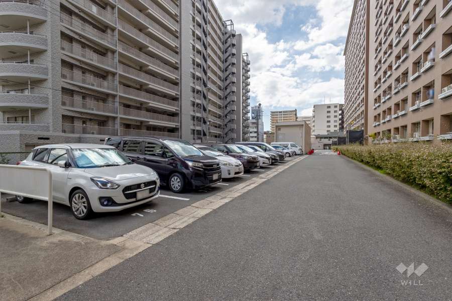敷地内駐車場（屋外平面式）