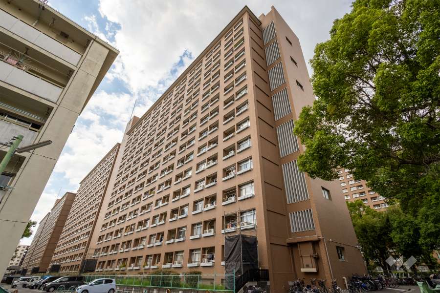 中津リバーサイドコーポD棟の外観（南東側から）