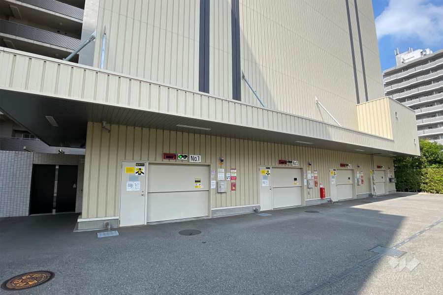 敷地内駐車場(屋内機械式)
