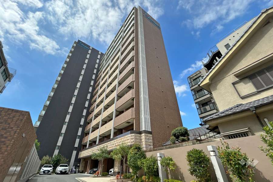 プレサンス梅田北デイズの外観（南東側から）