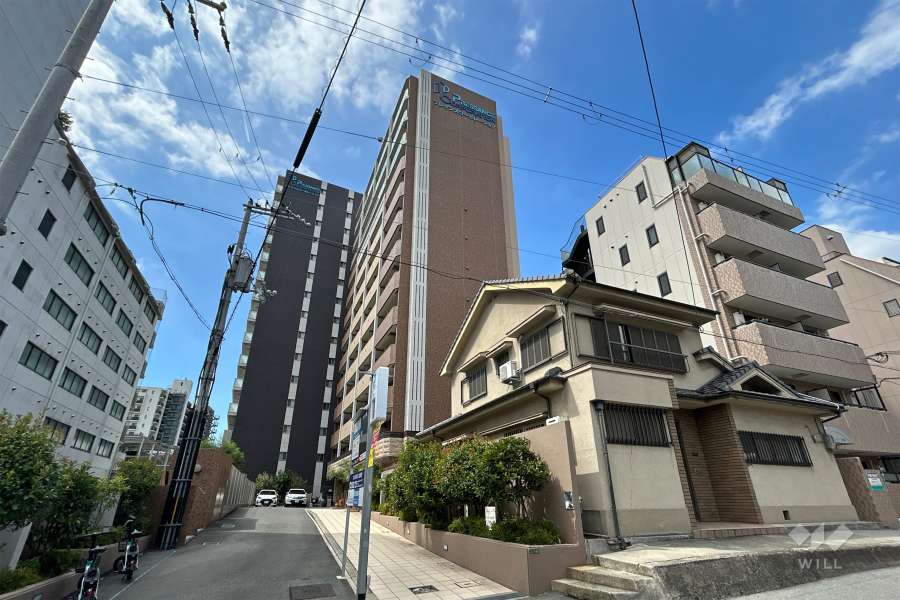 プレサンス梅田北デイズの外観（東側から）