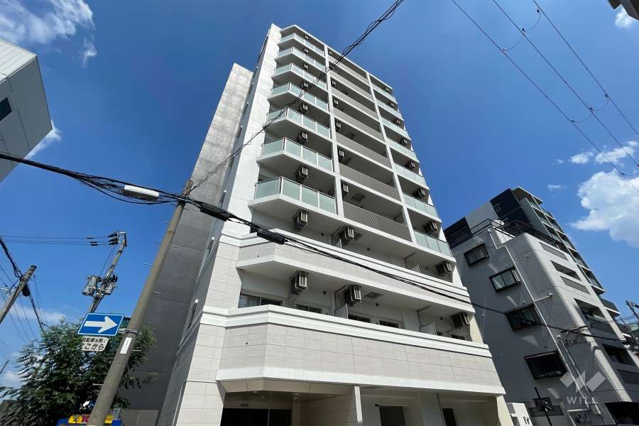 エステムコート新梅田の外観(南西側から)