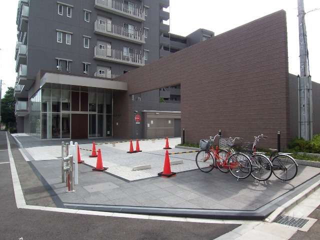 エントランス周辺