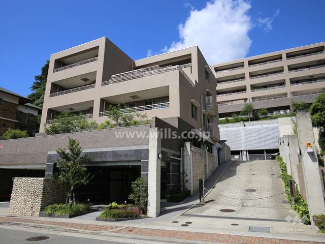 ブランズ苦楽園の外観（北東側から）