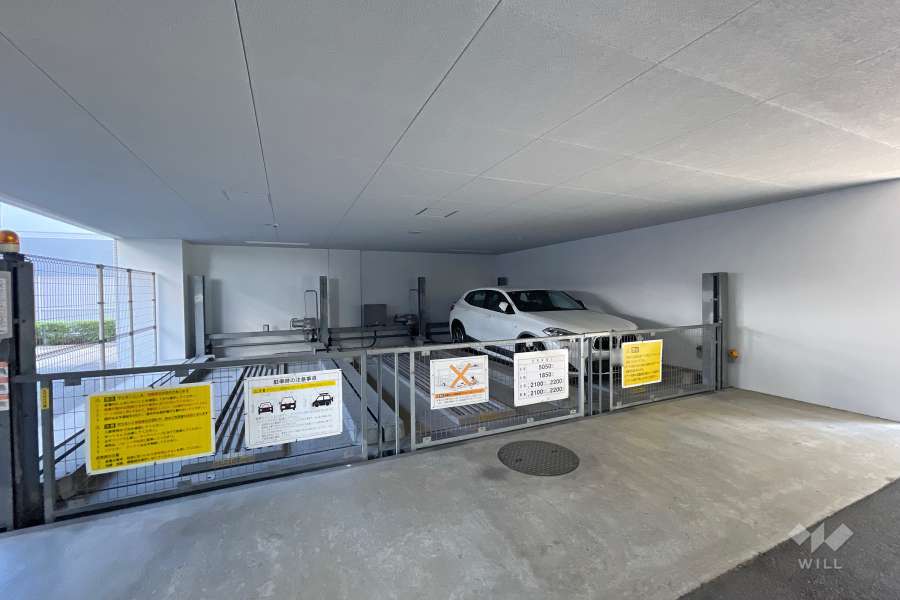 敷地内駐車場（屋内機械式）