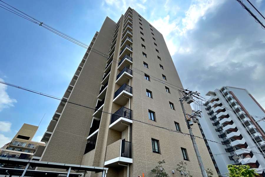 プラネスーペリア梅田北ブライトコンフォートの外観(北西側から)