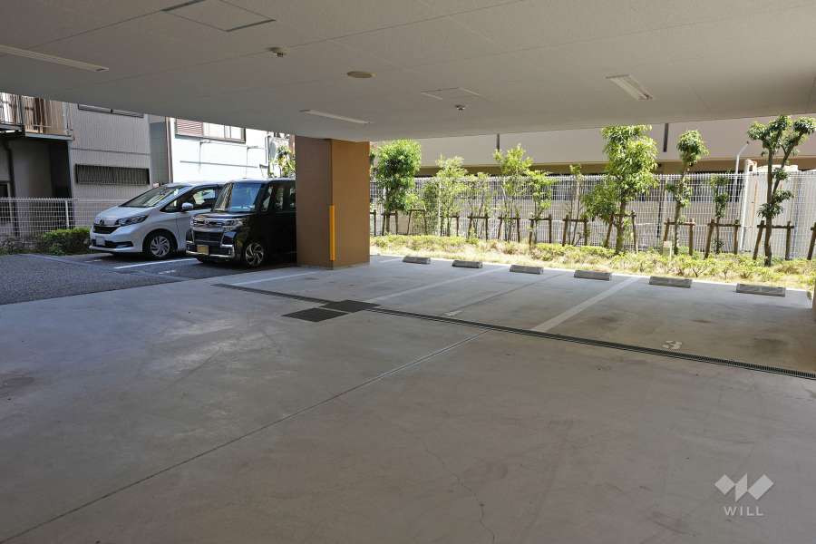 敷地内駐車場（屋内平面式）