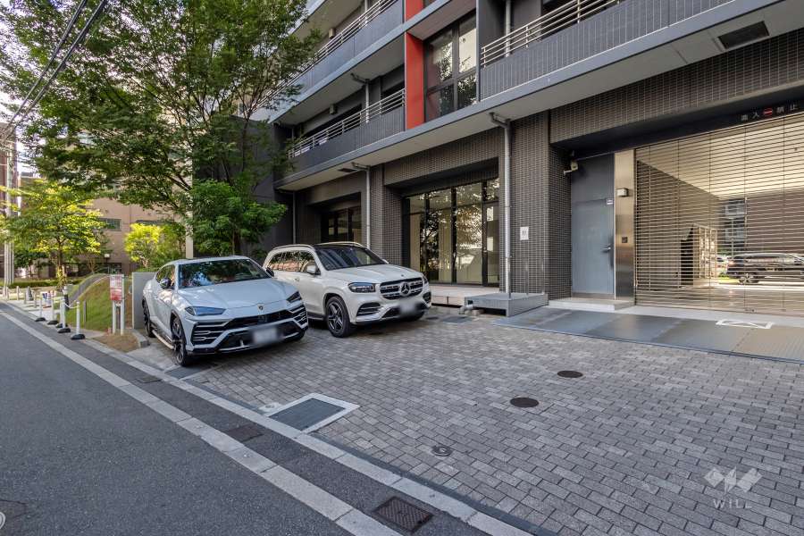 敷地内駐車場（屋外平面式）