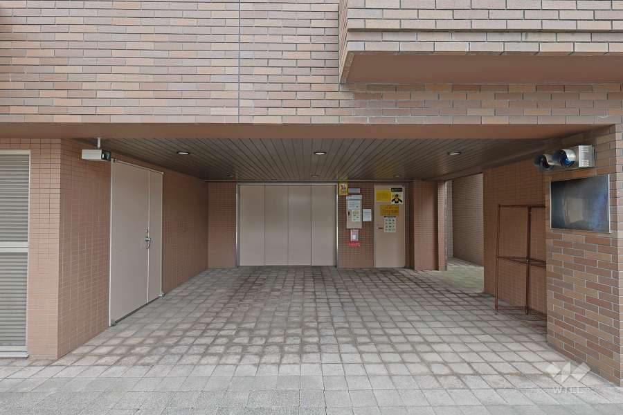 駐車場の出入り口　