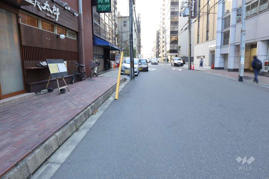敷地南側の前面道路