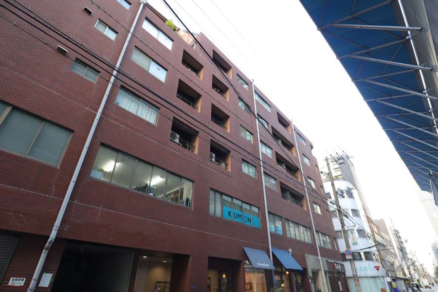 メゾンドール高麗橋の外観（北西側から）