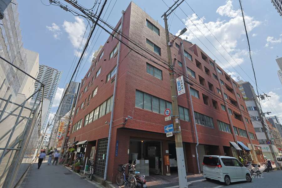 メゾンドール高麗橋の外観（北西側から）