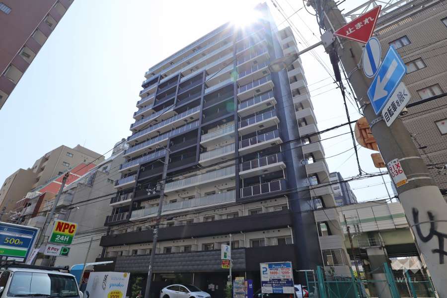 プレサンス堺筋本町センティスの外観（北東側から）