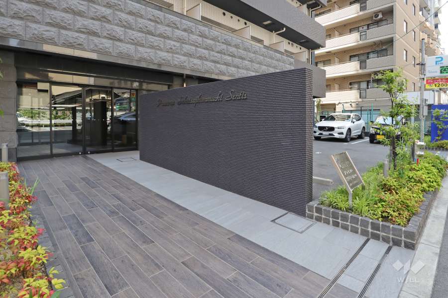 エントランスアプローチ　