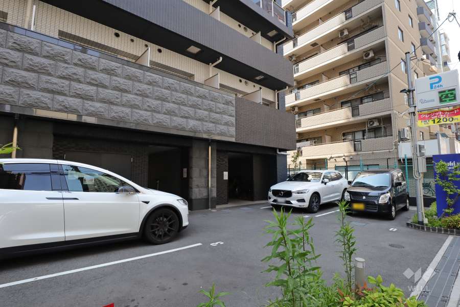 敷地内駐車場（屋外平面式）　　