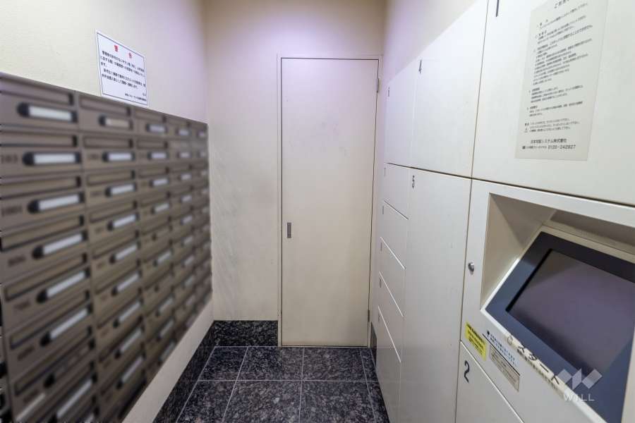 宅配ボックスと共用ポスト