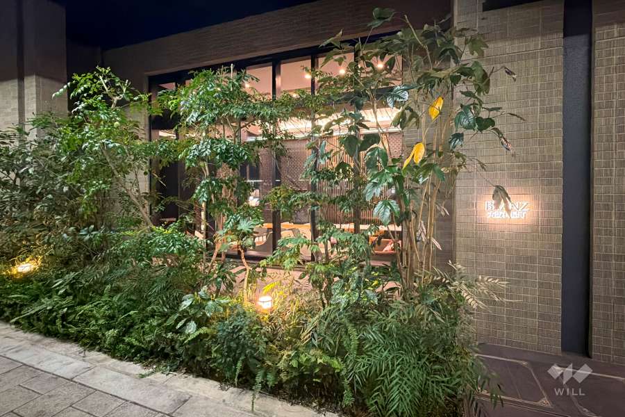 ラウンジ（建物外部から）