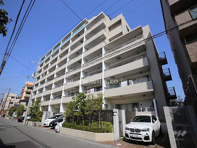 プラウド豊中南桜塚の外観(南東側から)