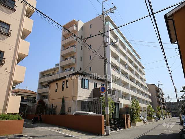 プラウド豊中南桜塚の外観(南西側から)