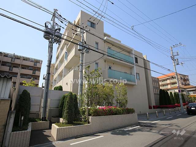 プラウド豊中南桜塚の外観(北東側から)