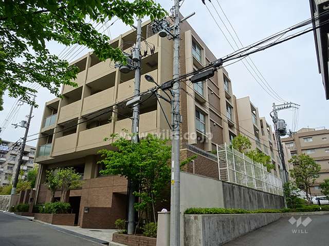 サンメゾン千里藤白台エルドの外観（南西側から）