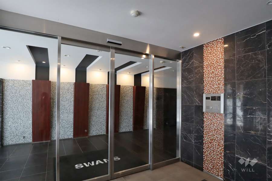 エントランスはオートロック付きです。